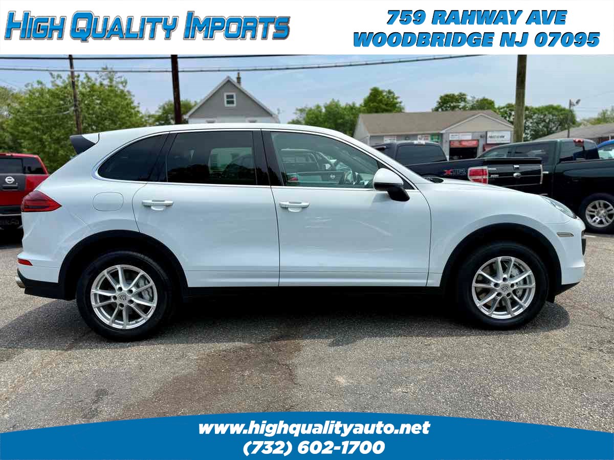 2015 Porsche Cayenne S photo 8