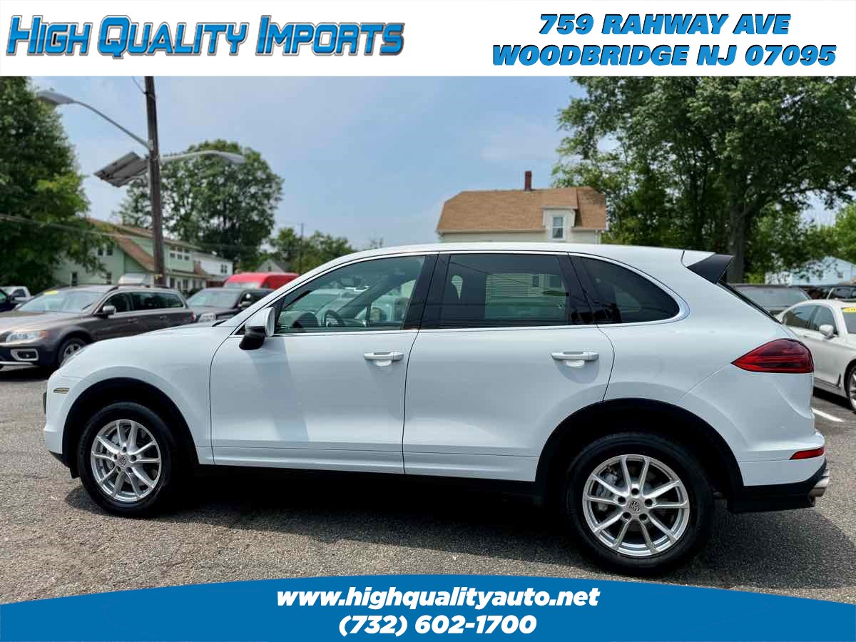2015 Porsche Cayenne S photo 4