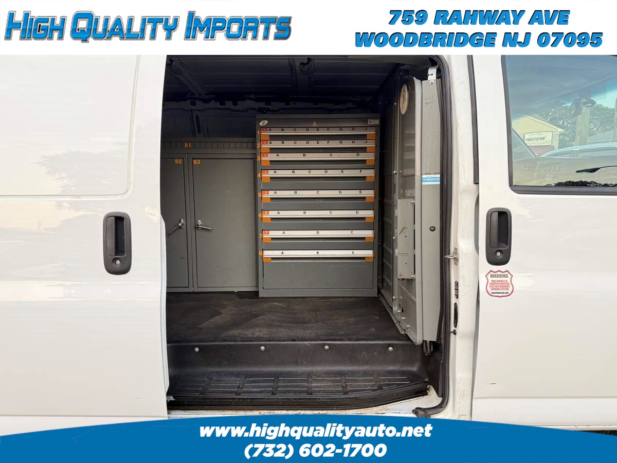 2018 Chevrolet Express Cargo photo 18