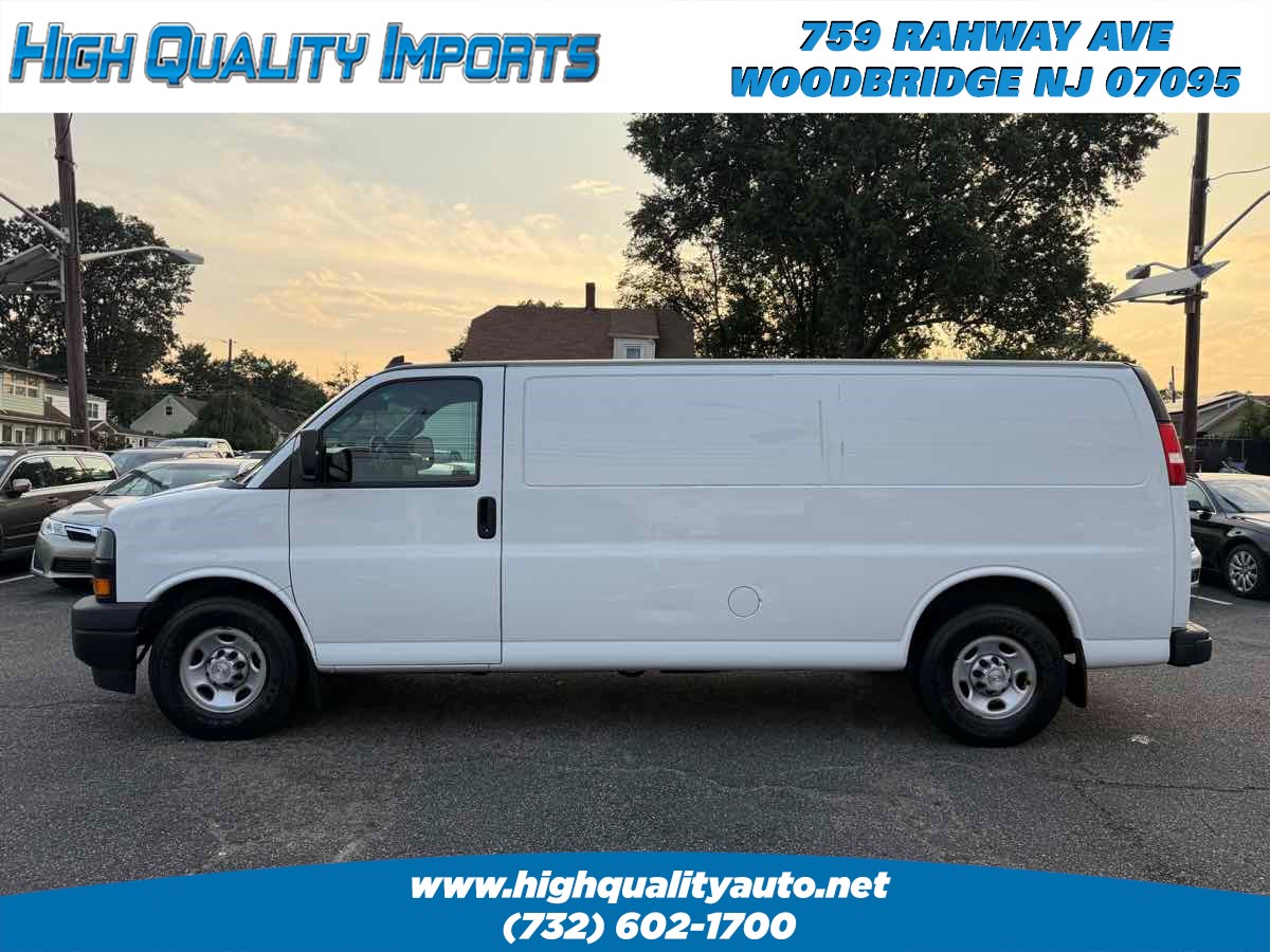2018 Chevrolet Express Cargo photo 9