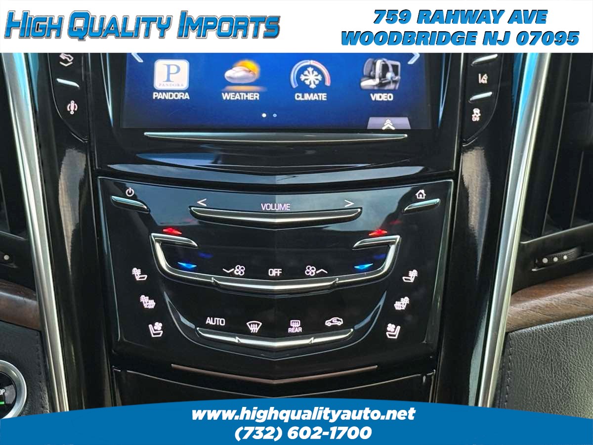2015 Cadillac Escalade Premium photo 30