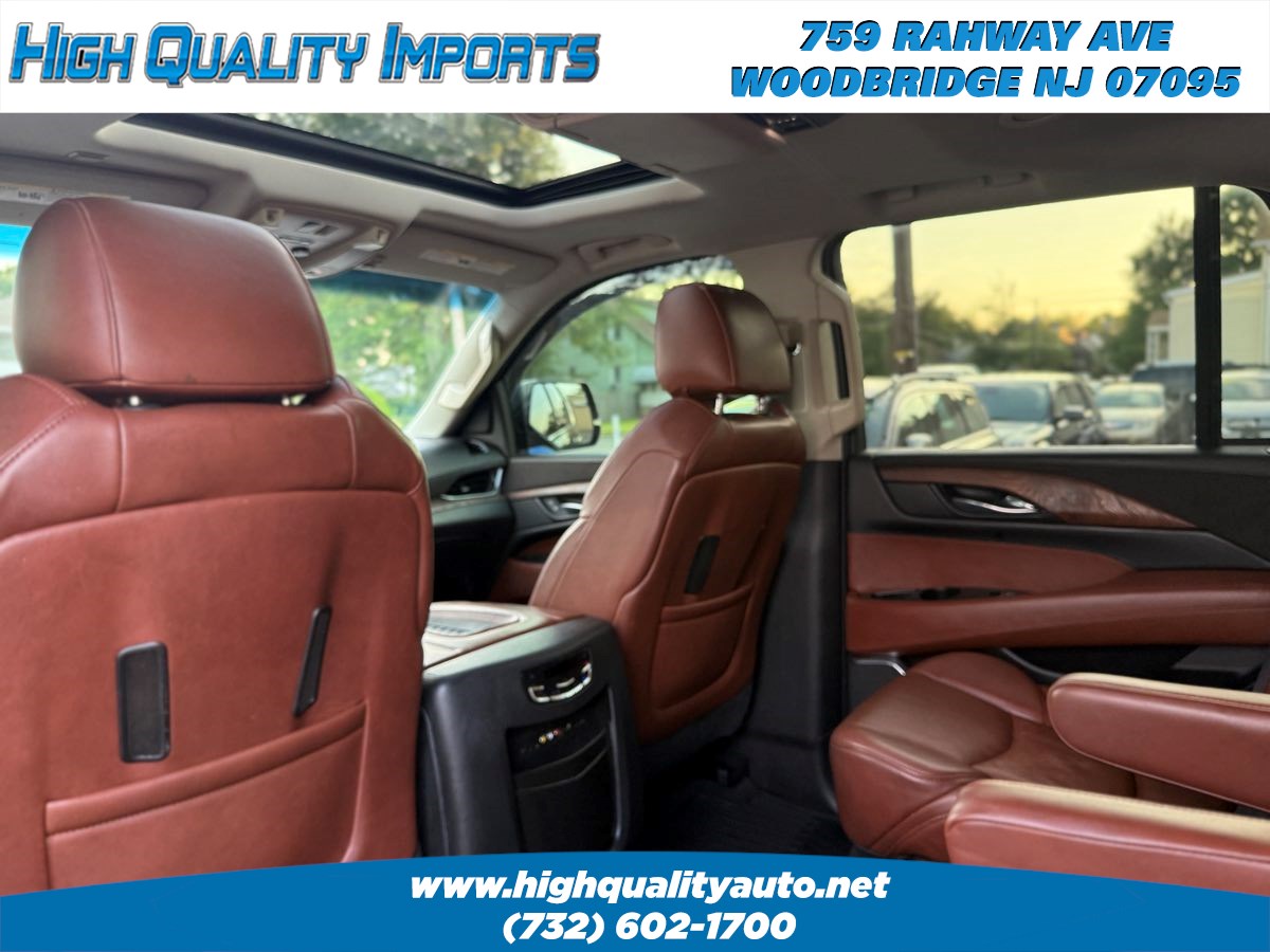 2015 Cadillac Escalade Premium photo 37