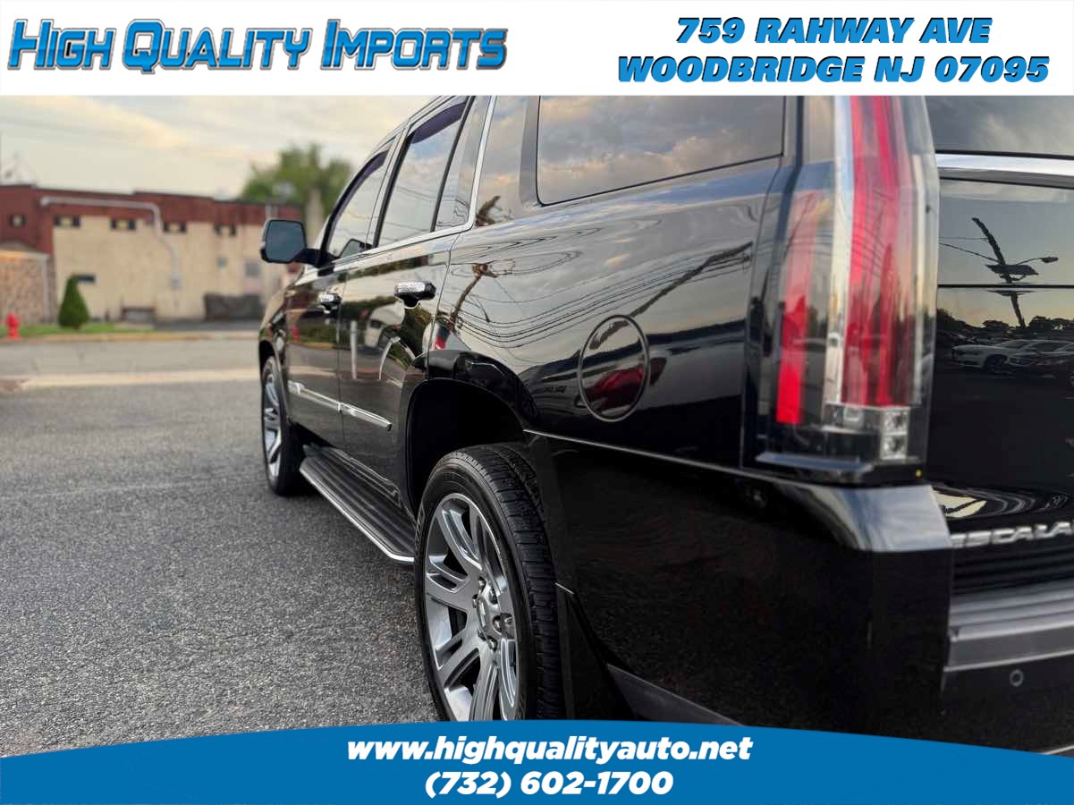 2015 Cadillac Escalade Premium photo 33