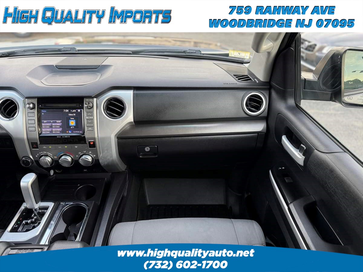 2014 Toyota Tundra SR5 photo 29