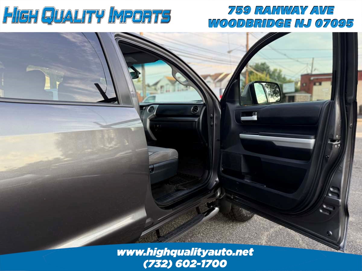 2014 Toyota Tundra SR5 photo 19