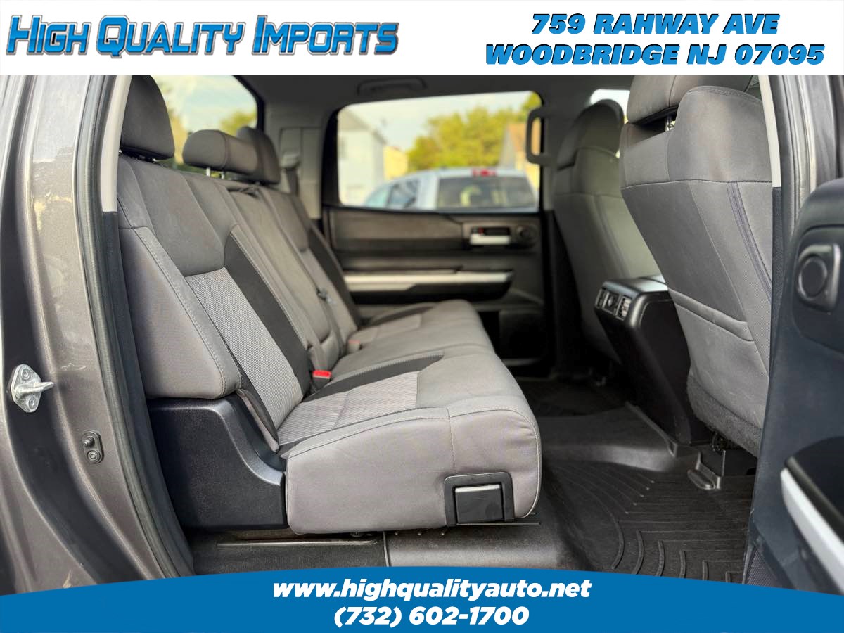 2014 Toyota Tundra SR5 photo 17