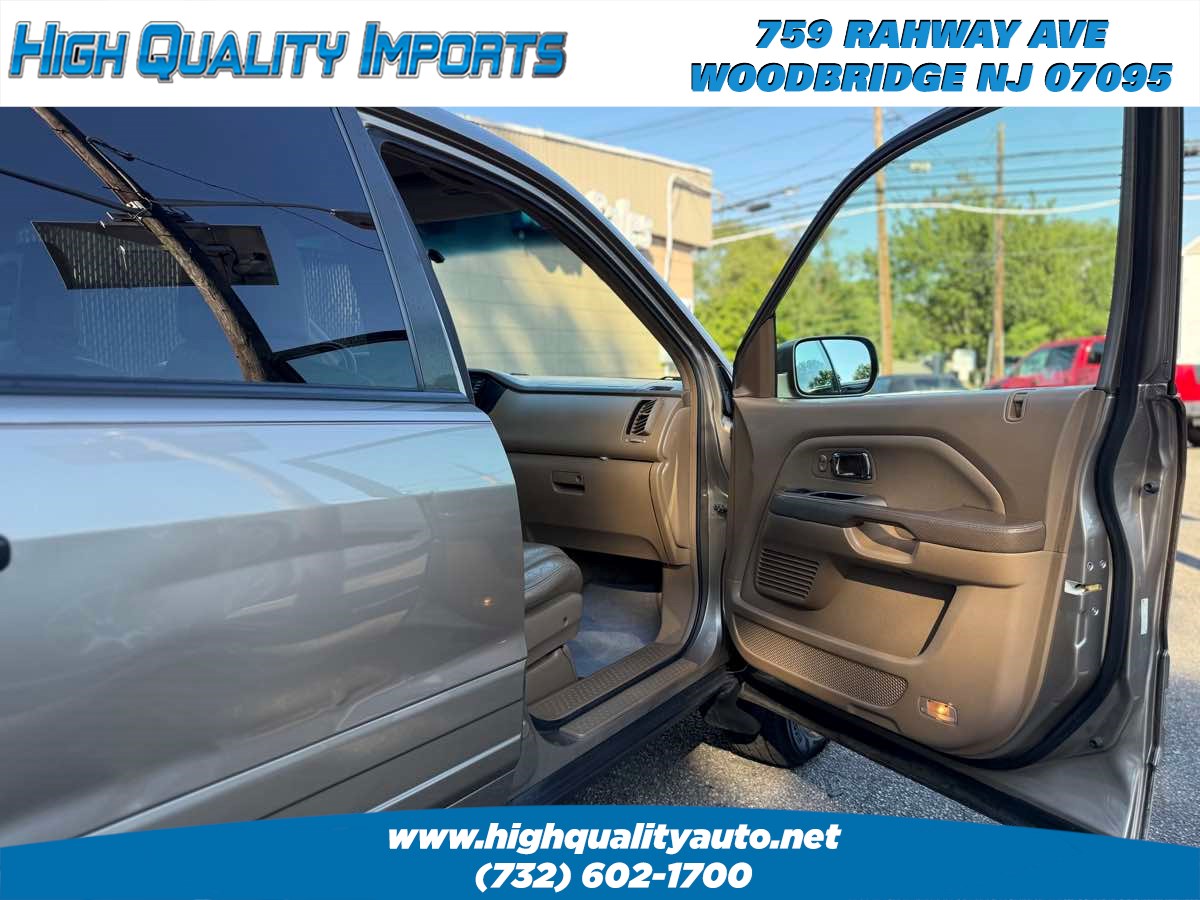 2004 Honda Pilot EX photo 21