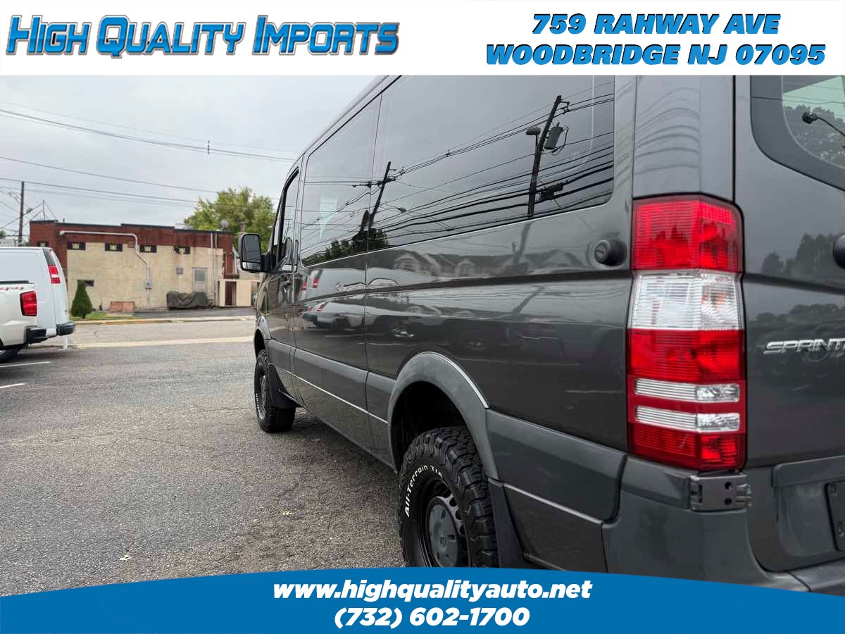 2017 Mercedes Benz Sprinter 2500 Standard Roof photo 11