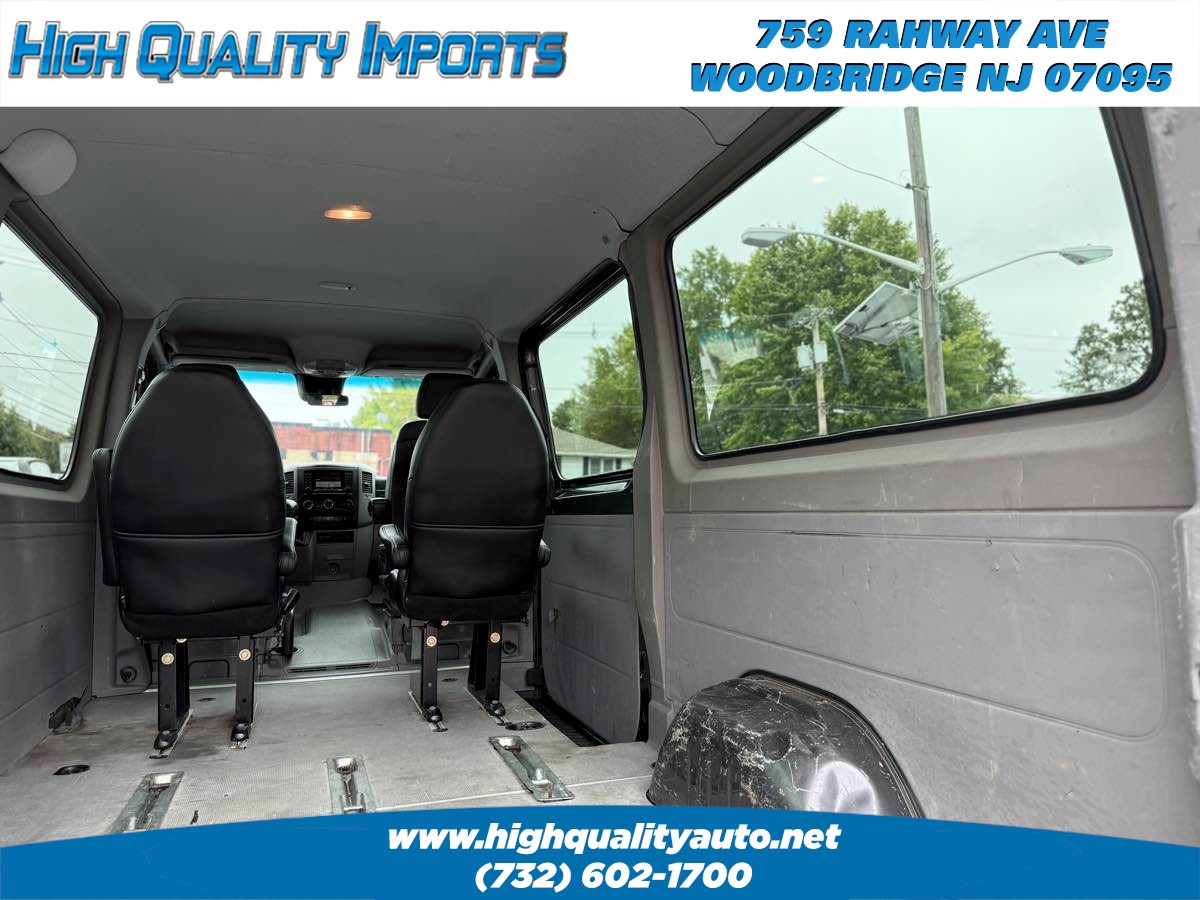 2017 Mercedes Benz Sprinter 2500 Standard Roof photo 17