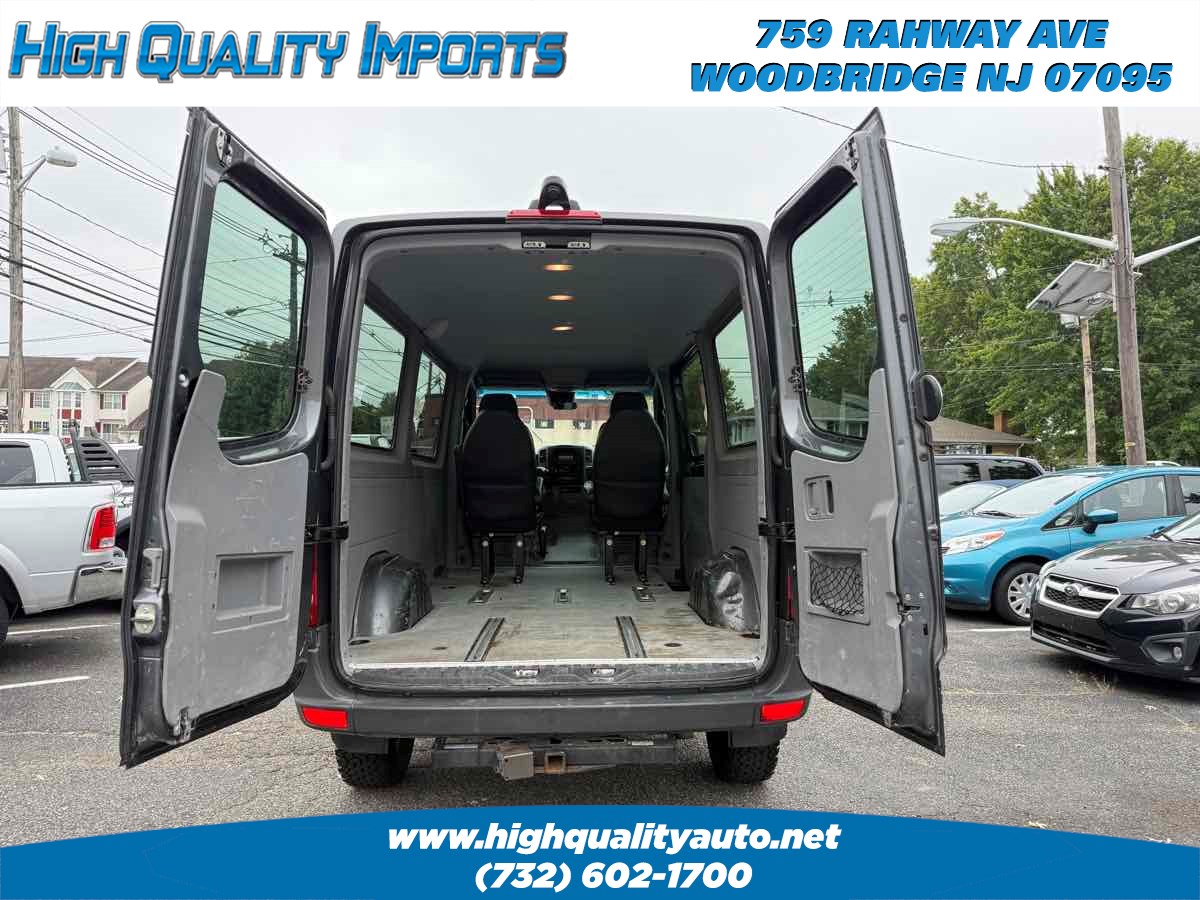 2017 Mercedes Benz Sprinter 2500 Standard Roof photo 14