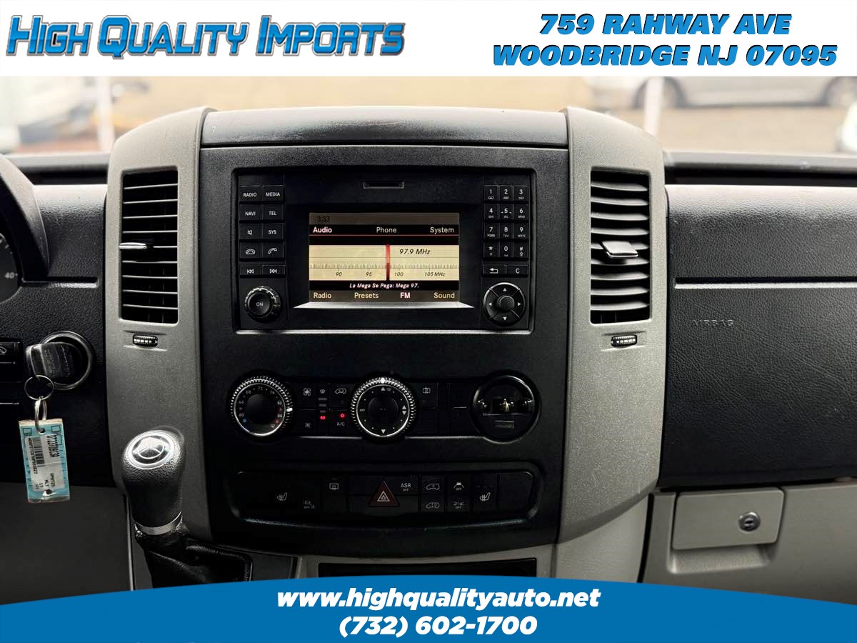 2017 Mercedes Benz Sprinter 2500 Standard Roof photo 29