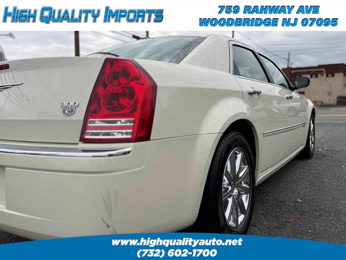 Sold 2009 Chrysler 300C 300C Hemi in Woodbridge