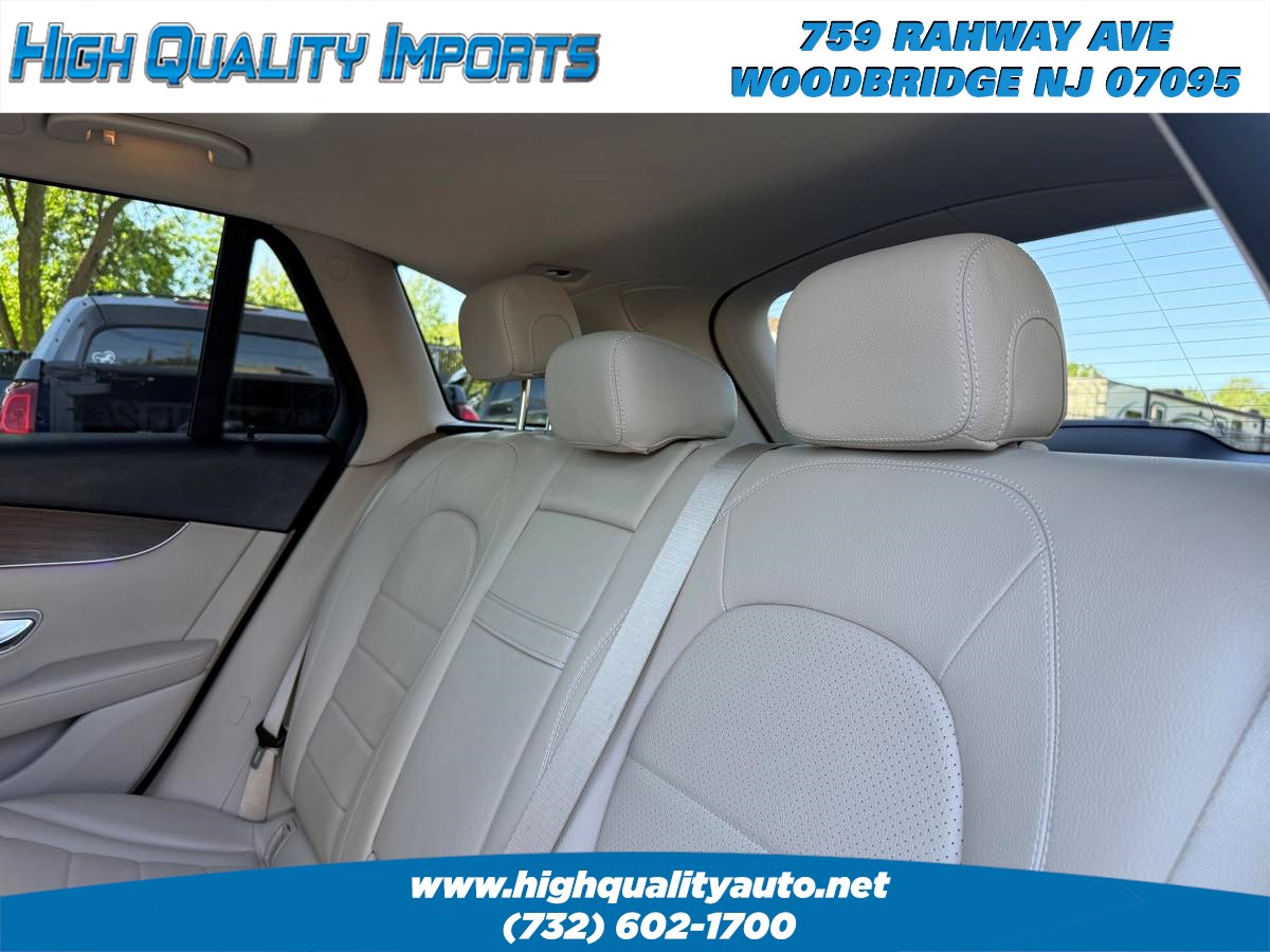 2021 Mercedes-Benz GLC GLC300 - Photo 46
