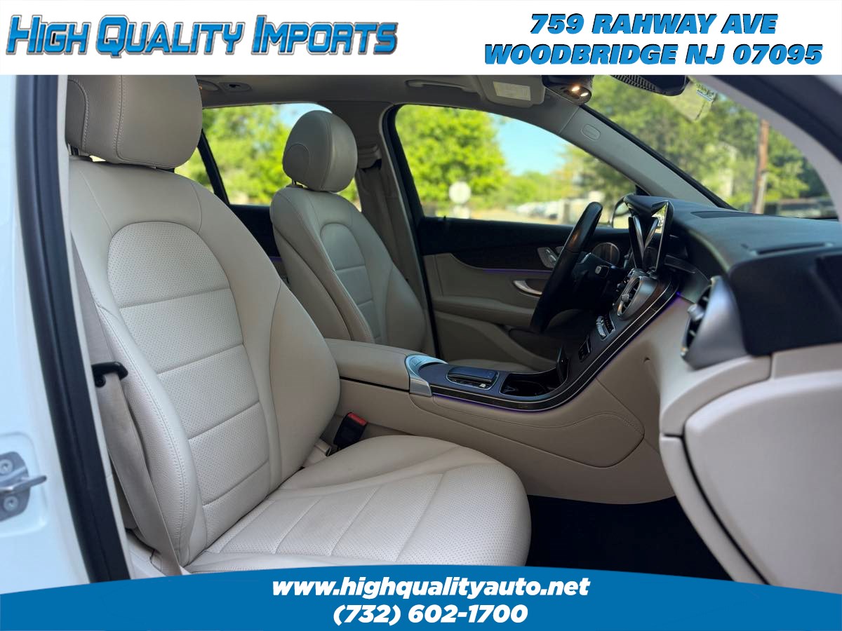 2021 Mercedes-Benz GLC GLC300 - Photo 24