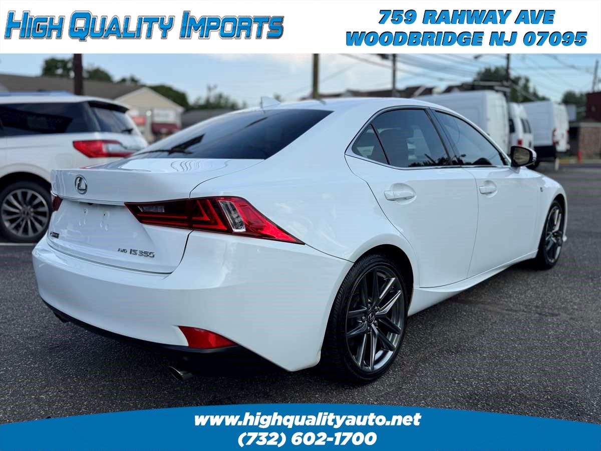 2015 Lexus IS 350 - Photo 7