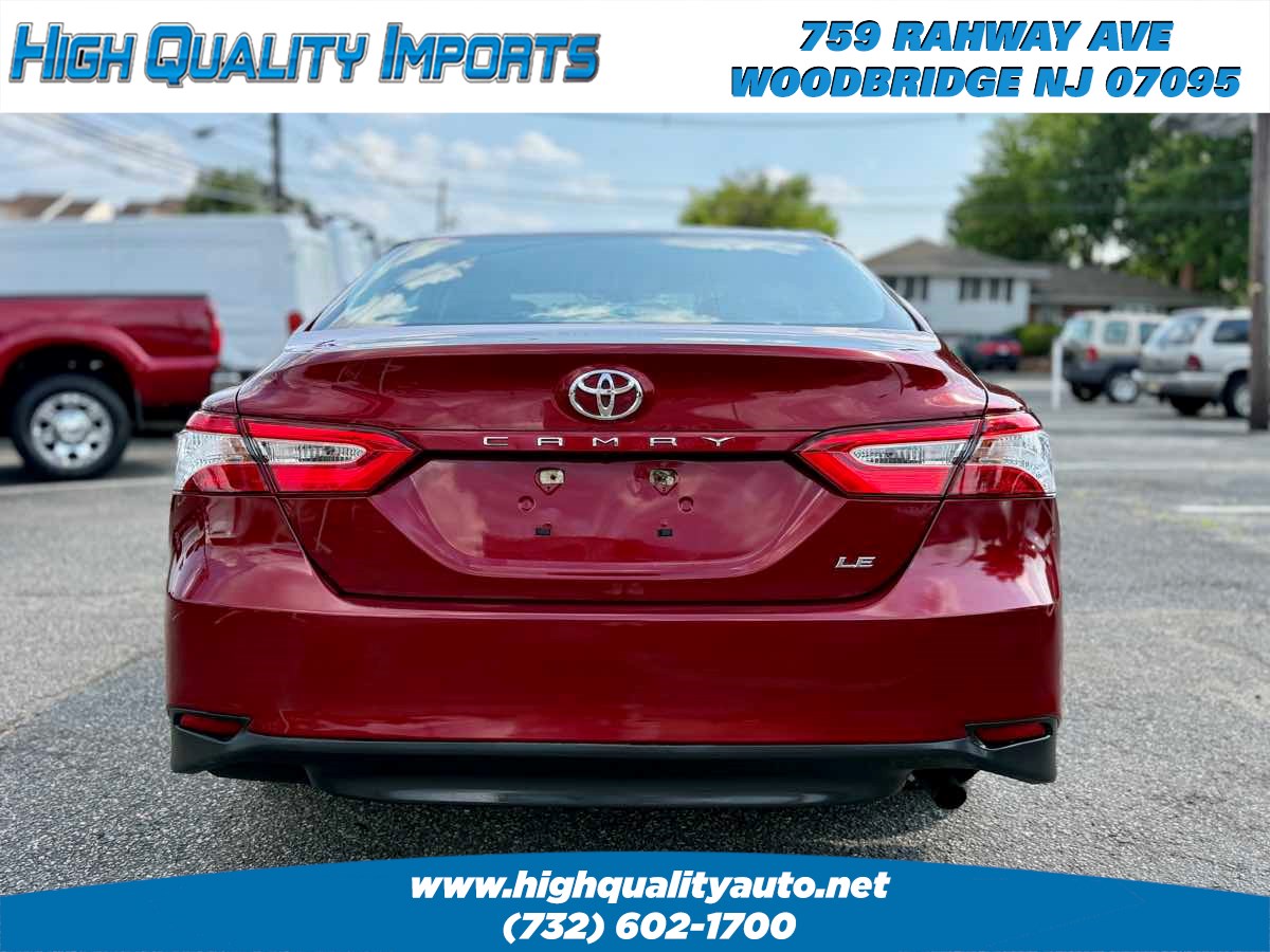 2018 Toyota Camry LE - Photo 7