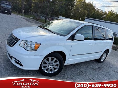 2016 Chrysler Town & Country Touring