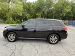 2014 Nissan Pathfinder S photo 2