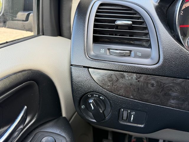 2019 Dodge Grand Caravan SE photo 3
