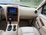 2006 Ford Explorer Eddie Bauer photo 23
