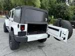 2016 Jeep Wrangler Unlimited Sahara photo 13