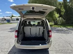 2015 Chrysler Town & Country Touring photo 11