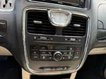 2015 Chrysler Town & Country Touring photo 30