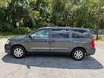 2011 Chrysler Town & Country Touring photo 7
