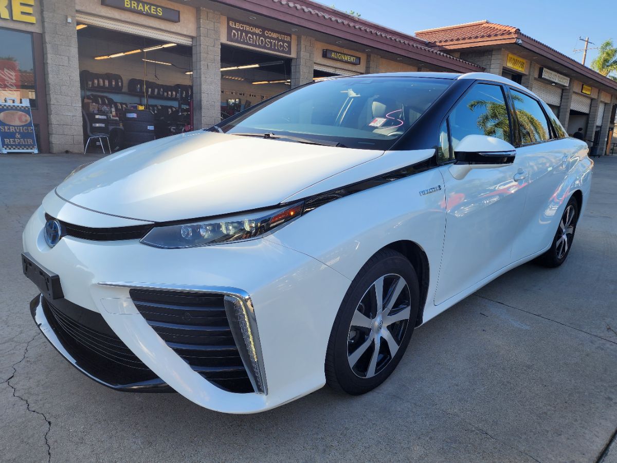 2018 Toyota Mirai 