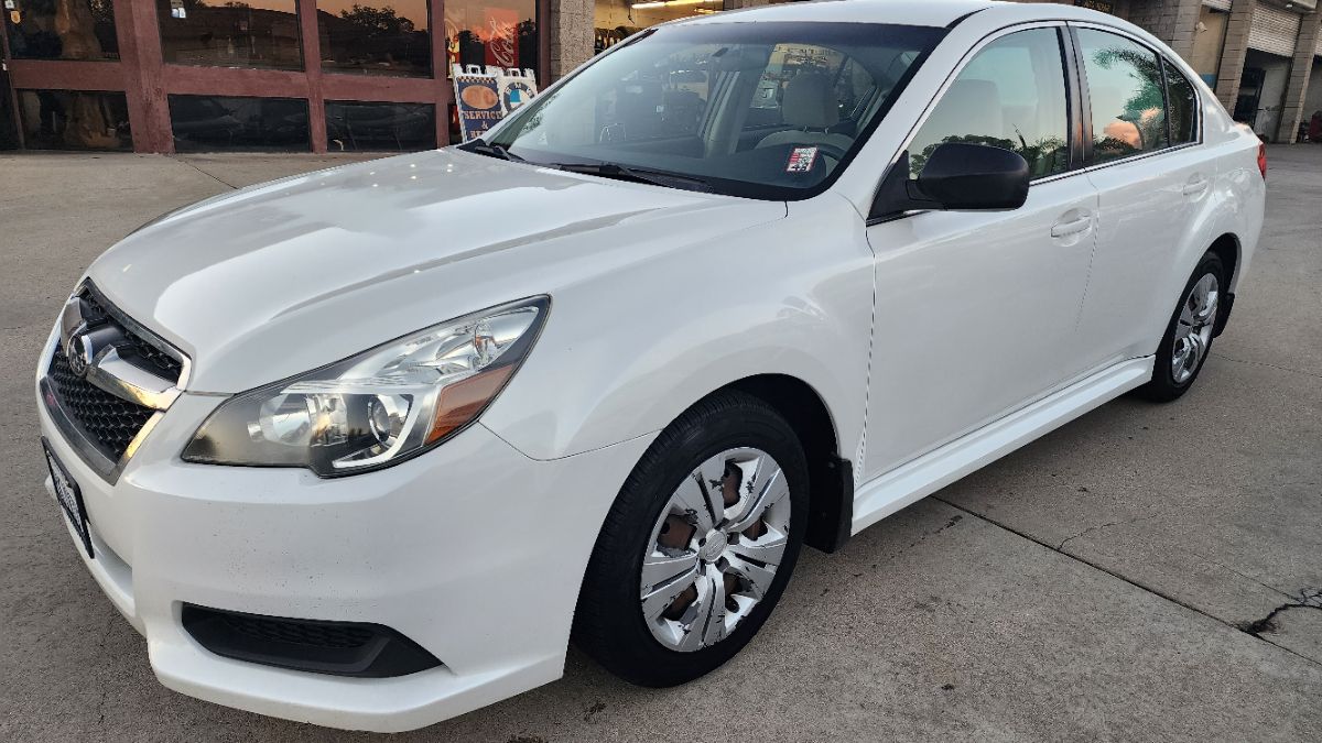 2013 Subaru Legacy 2.5i