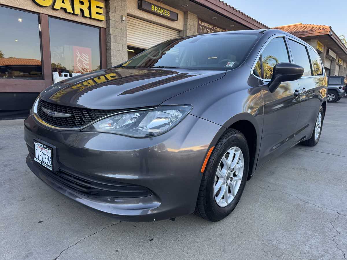 2017 Chrysler Pacifica Touring