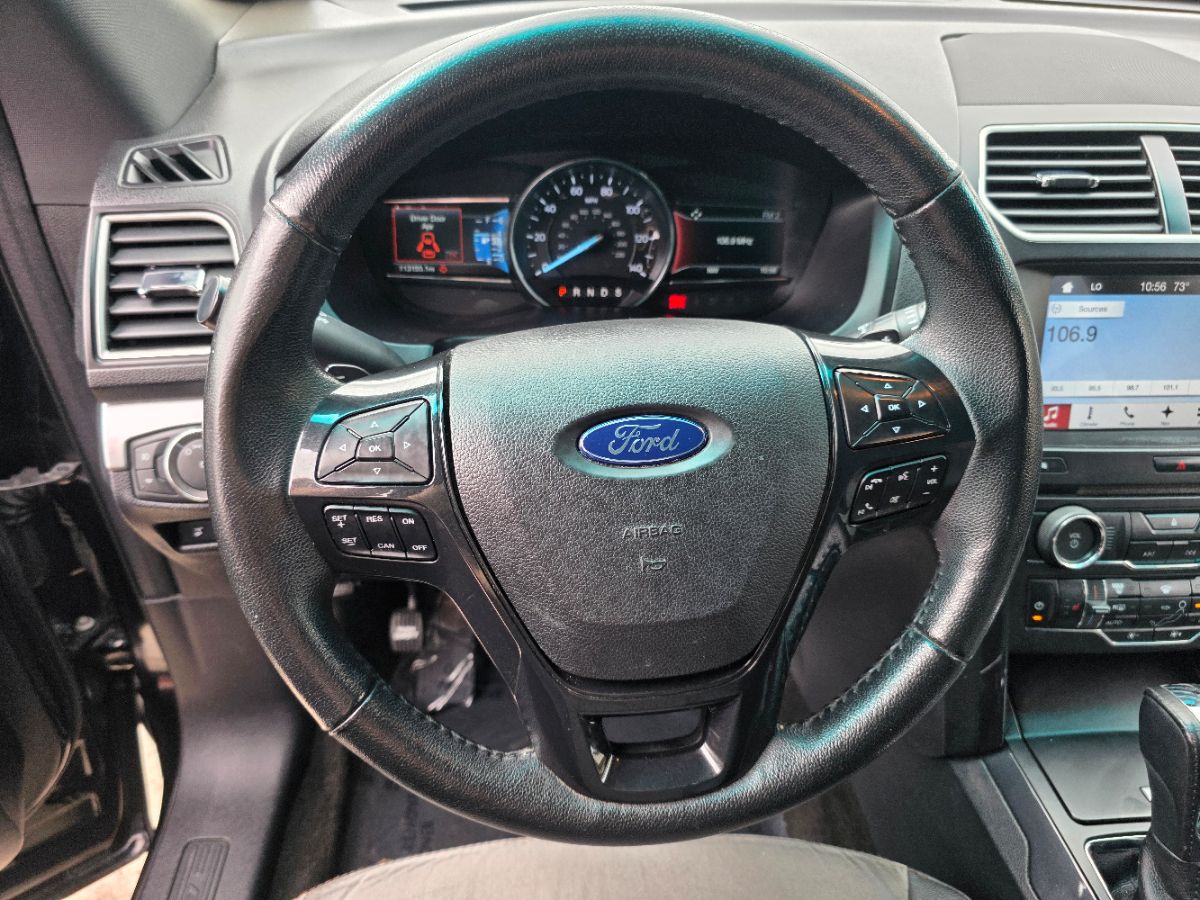 2017 Ford Explorer XLT - Photo 12