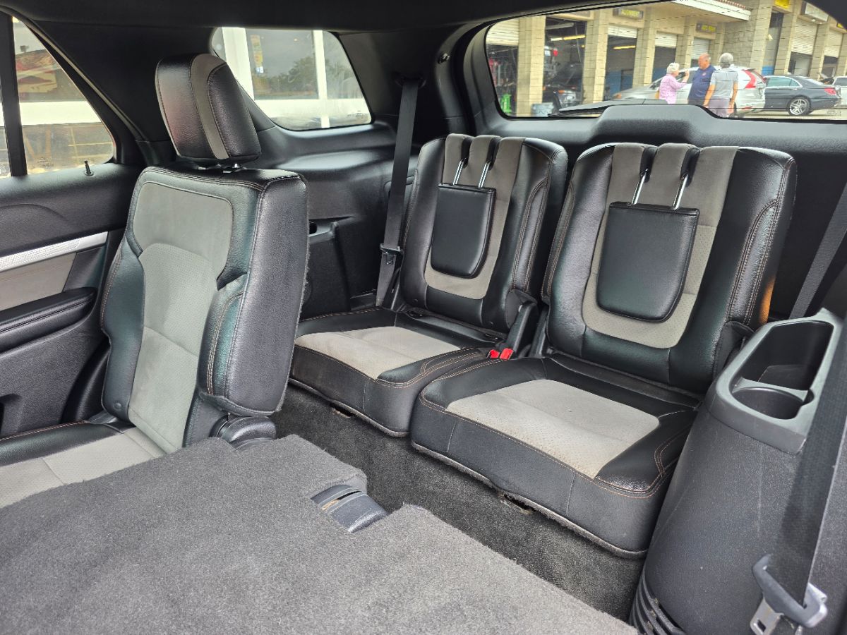 2017 Ford Explorer XLT - Photo 18