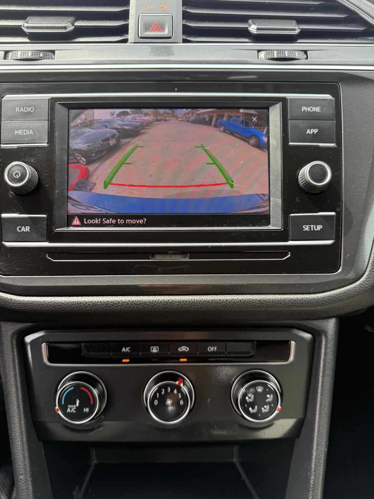 2018 Volkswagen Tiguan S - Photo 12