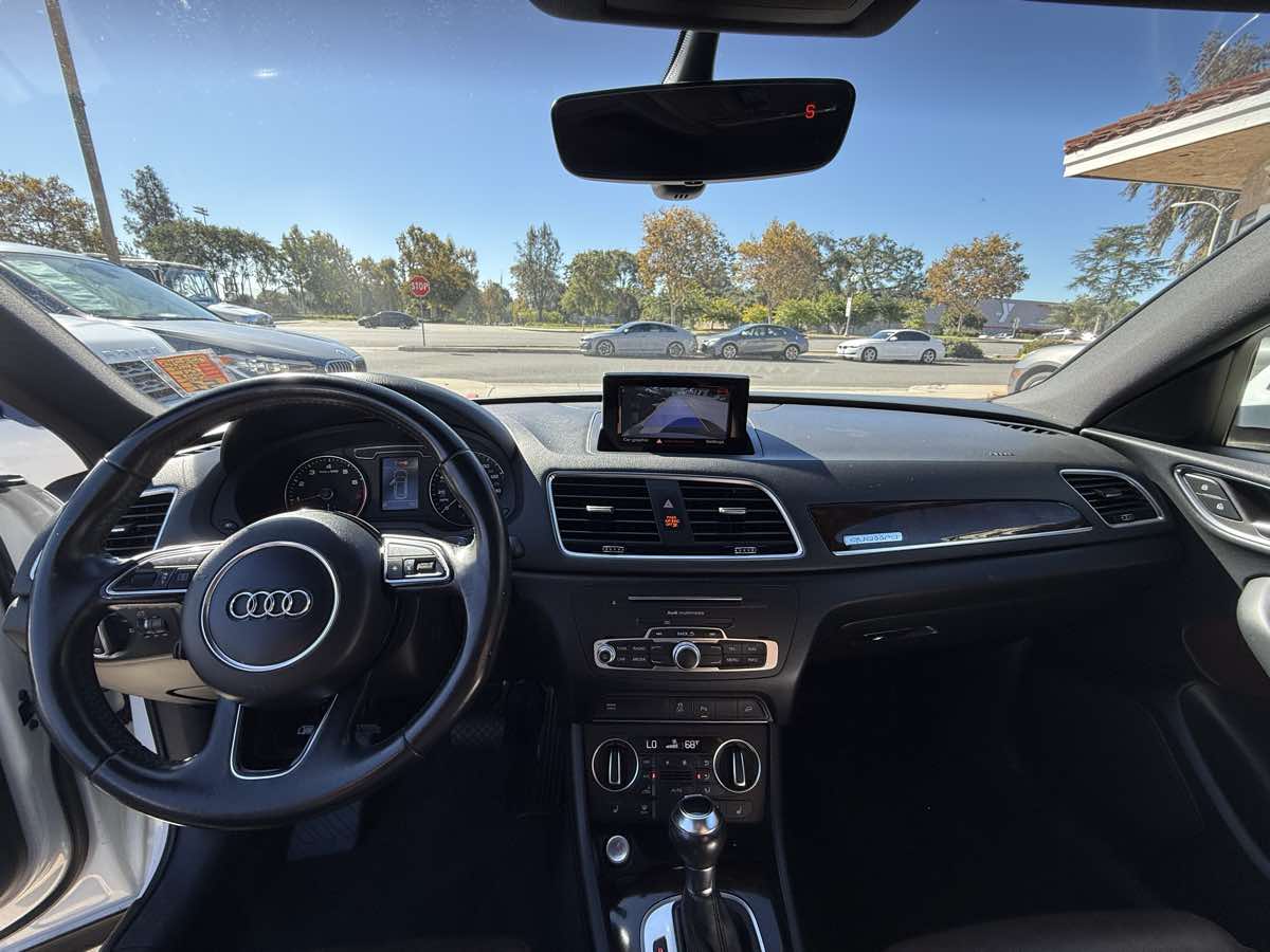 2018 Audi Q3 Premium Plus - Photo 11