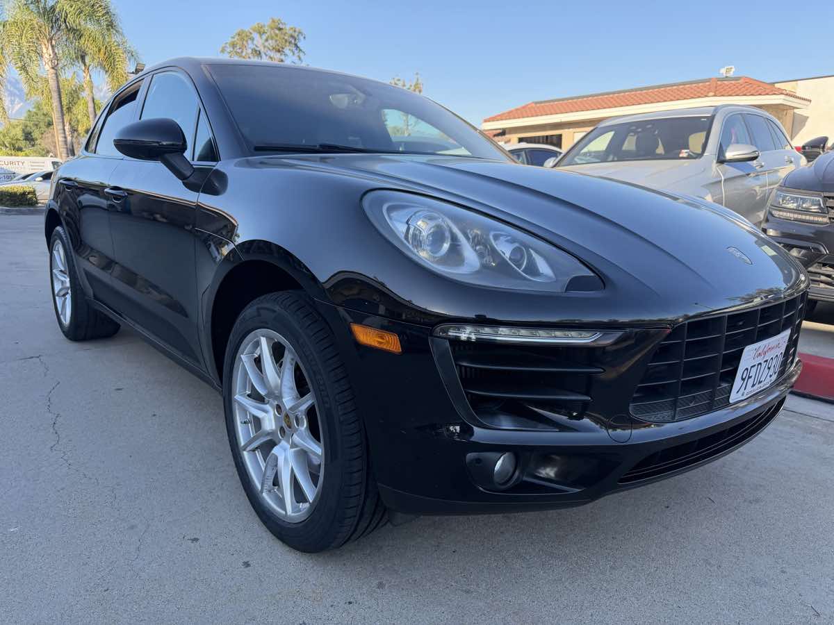 2016 Porsche Macan S - Photo 3