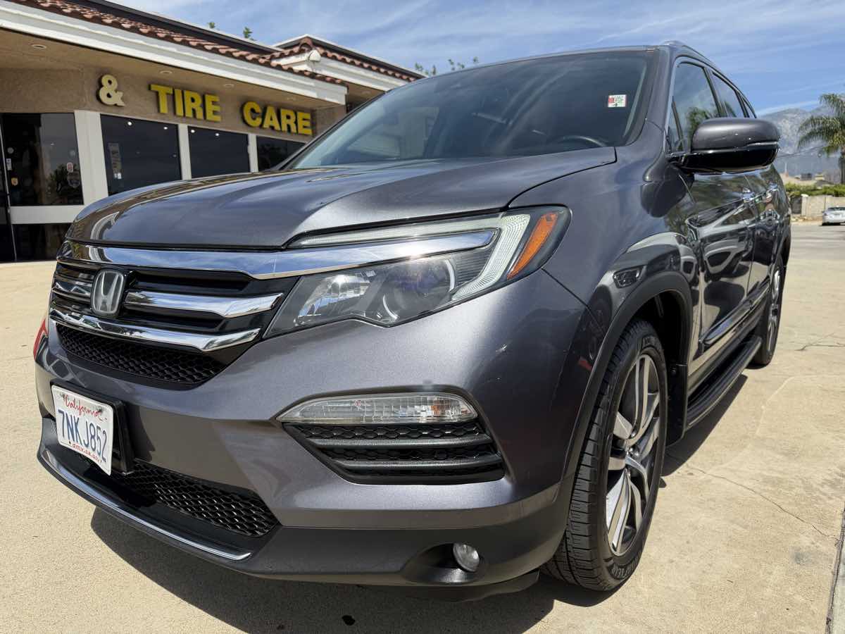 2016 Honda Pilot 2WD Touring's photo