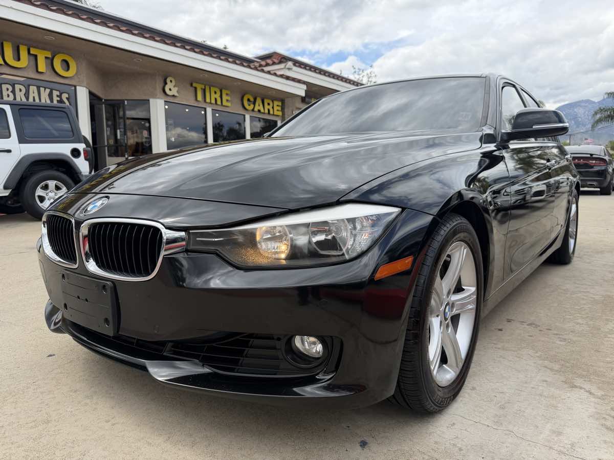 2014 BMW 3 Series 328i Sedan SULEV's photo