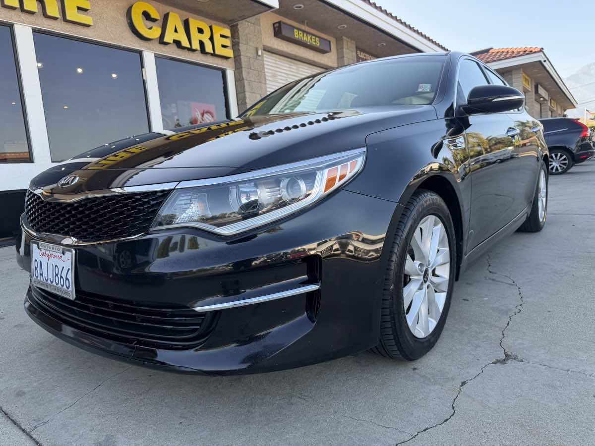 2018 Kia Optima LX AT's photo