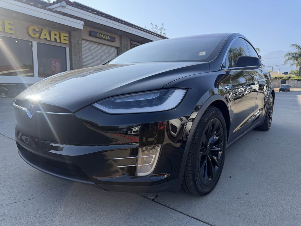 2017 Tesla Model X 90D's photo