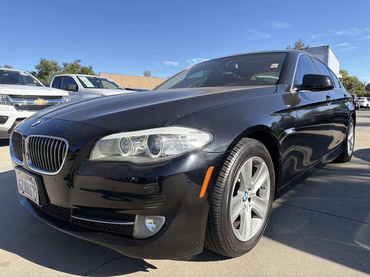 2013 BMW 5 Series 528i