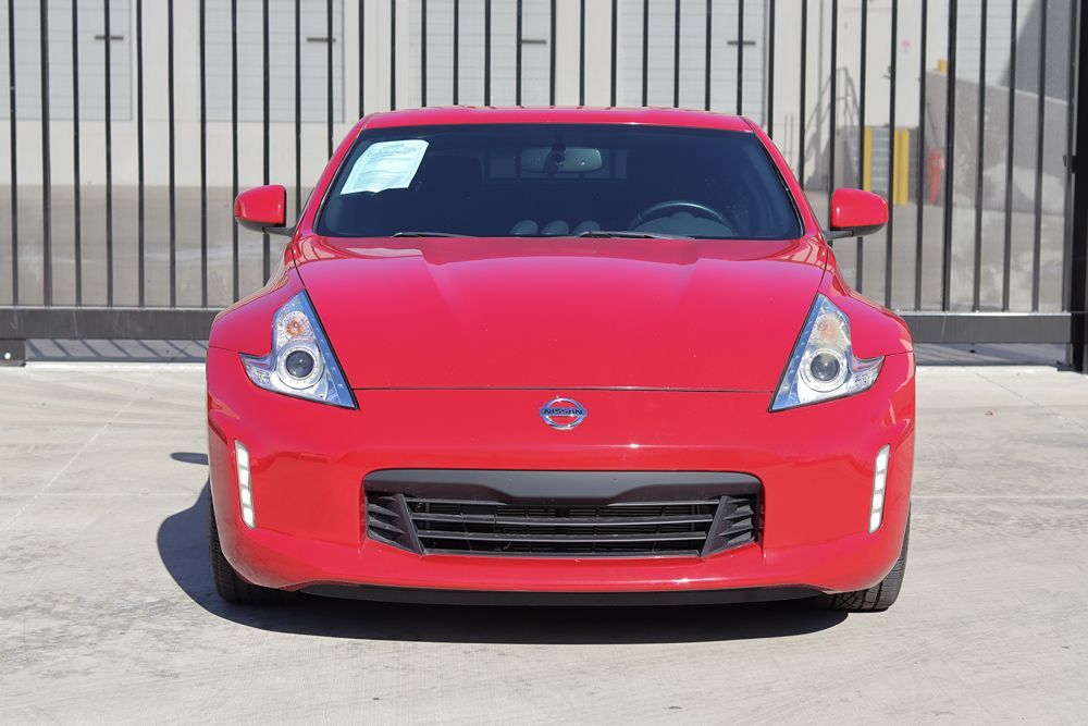 2015 Nissan 370Z Coupe Sport Tech photo 2