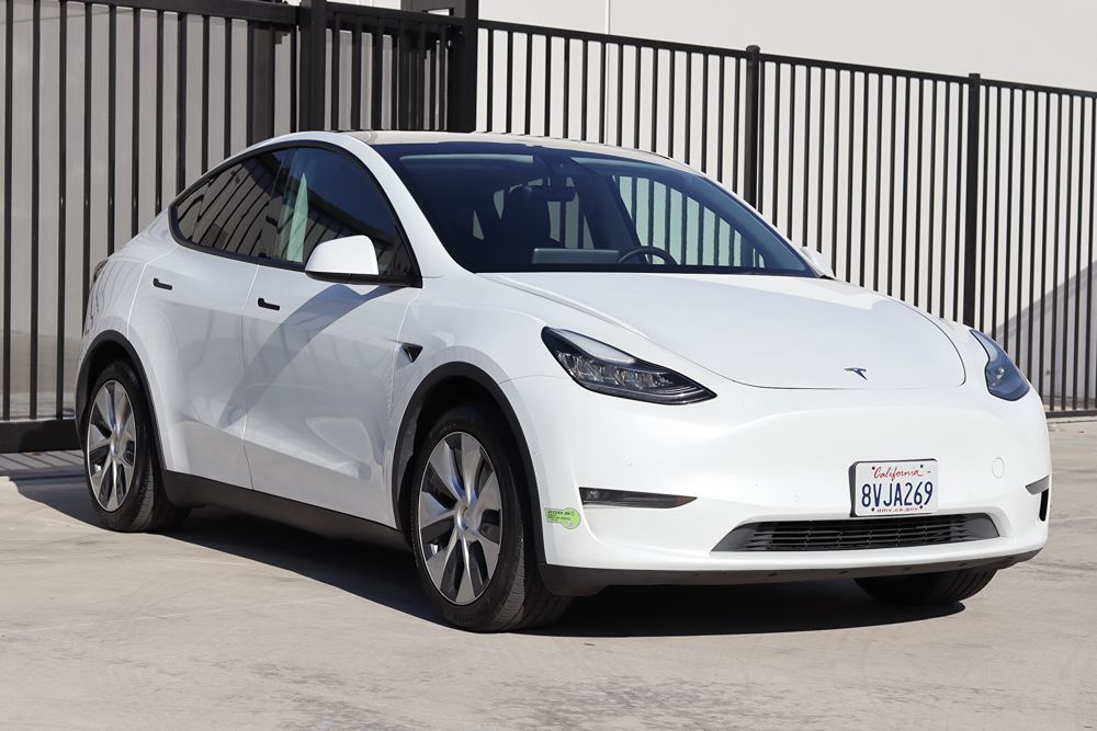 2021 Tesla Model Y Standard Range photo 3