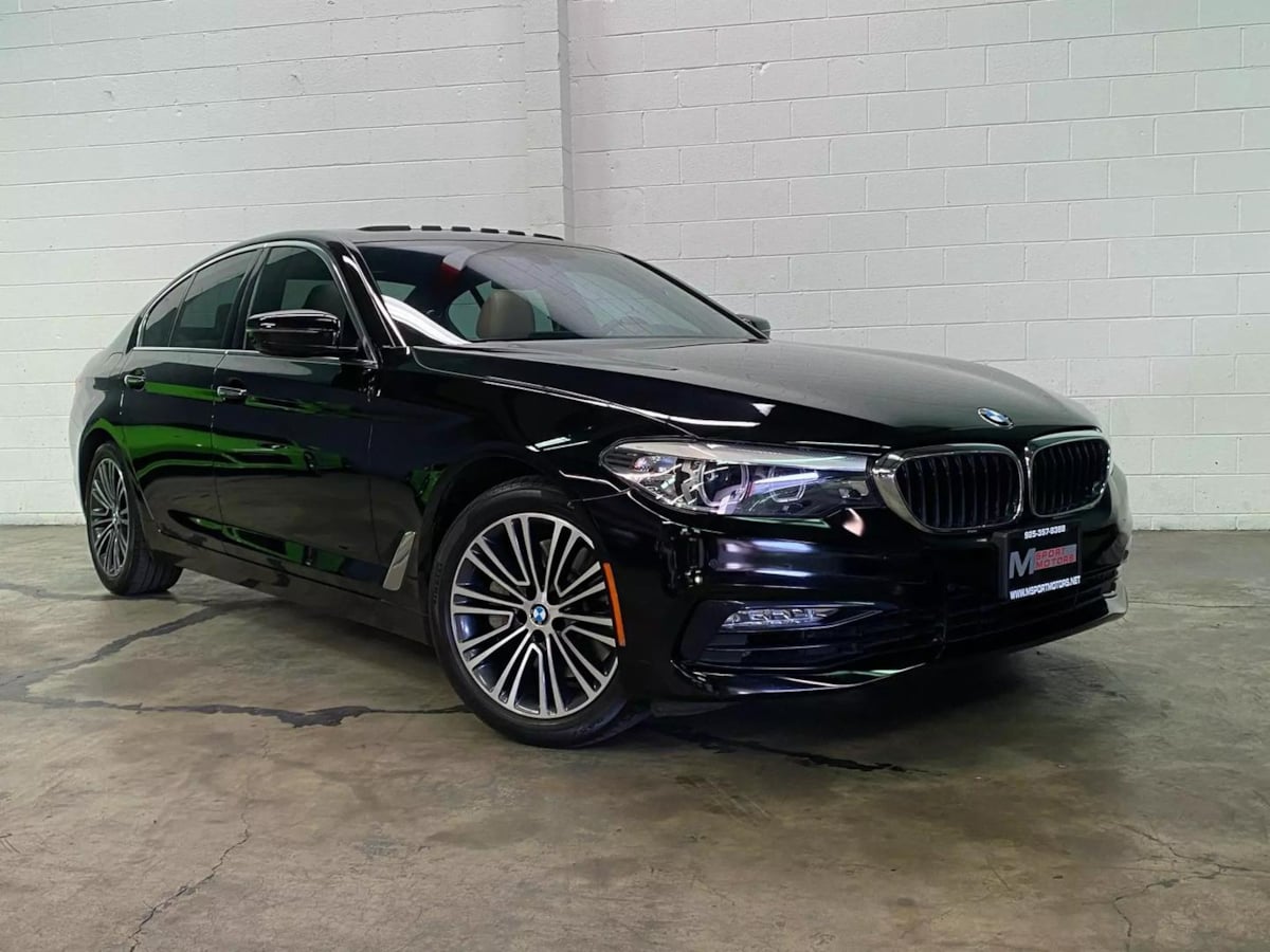 2018 BMW 5 Series 530i