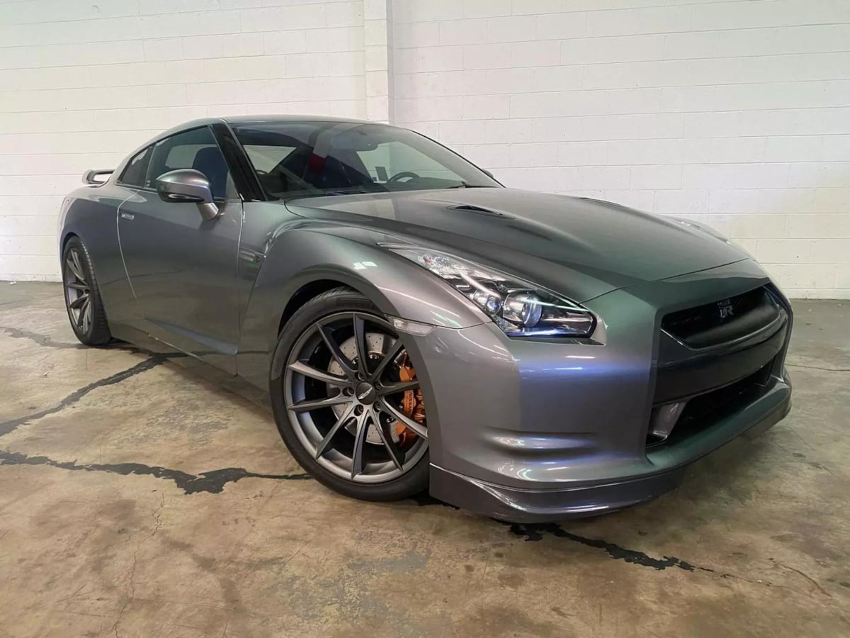 2011 Nissan GT-R Premium