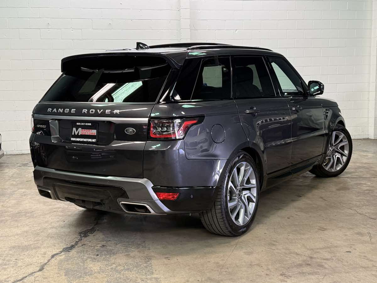 2020 Land Rover Range Rover Sport HSE photo 8