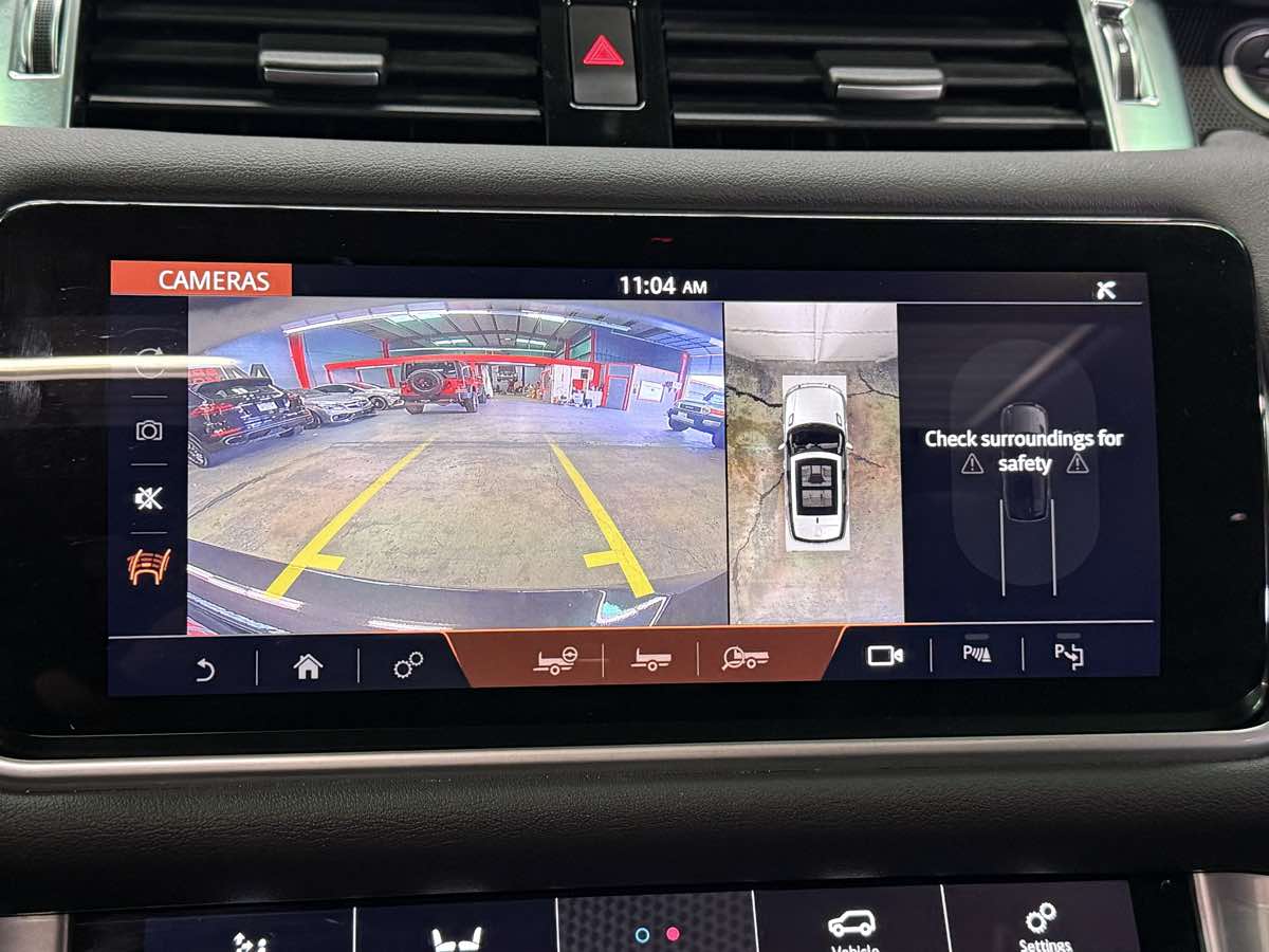 2020 Land Rover Range Rover Sport HSE photo 18