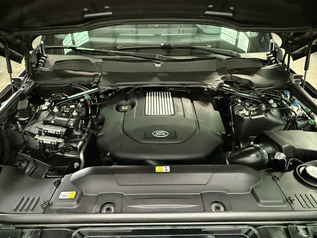2020 Land Rover Range Rover Sport HSE photo 30
