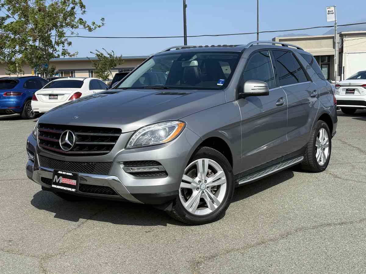 2015 Mercedes Benz ML 4MATIC 350 photo 3