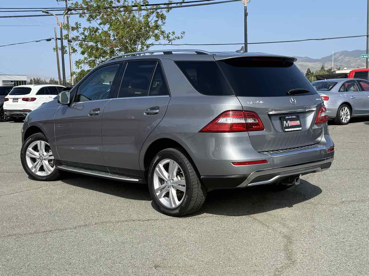 2015 Mercedes Benz ML 4MATIC 350 photo 6